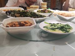 -华光驿站私房菜·黑金冠