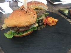 -HIGH FIVE哈福手工汉堡(桂林路店)