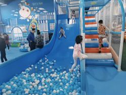 -哆啦爱梦儿童乐园(住邦城市广场店)