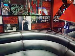 -乐翻天量贩式KTV(聚丰园路店)
