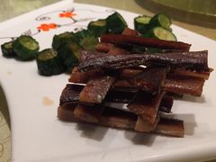 -山明水秀大饭店