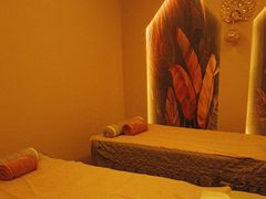 -金色莲花泰式按摩SPA(石牌店)