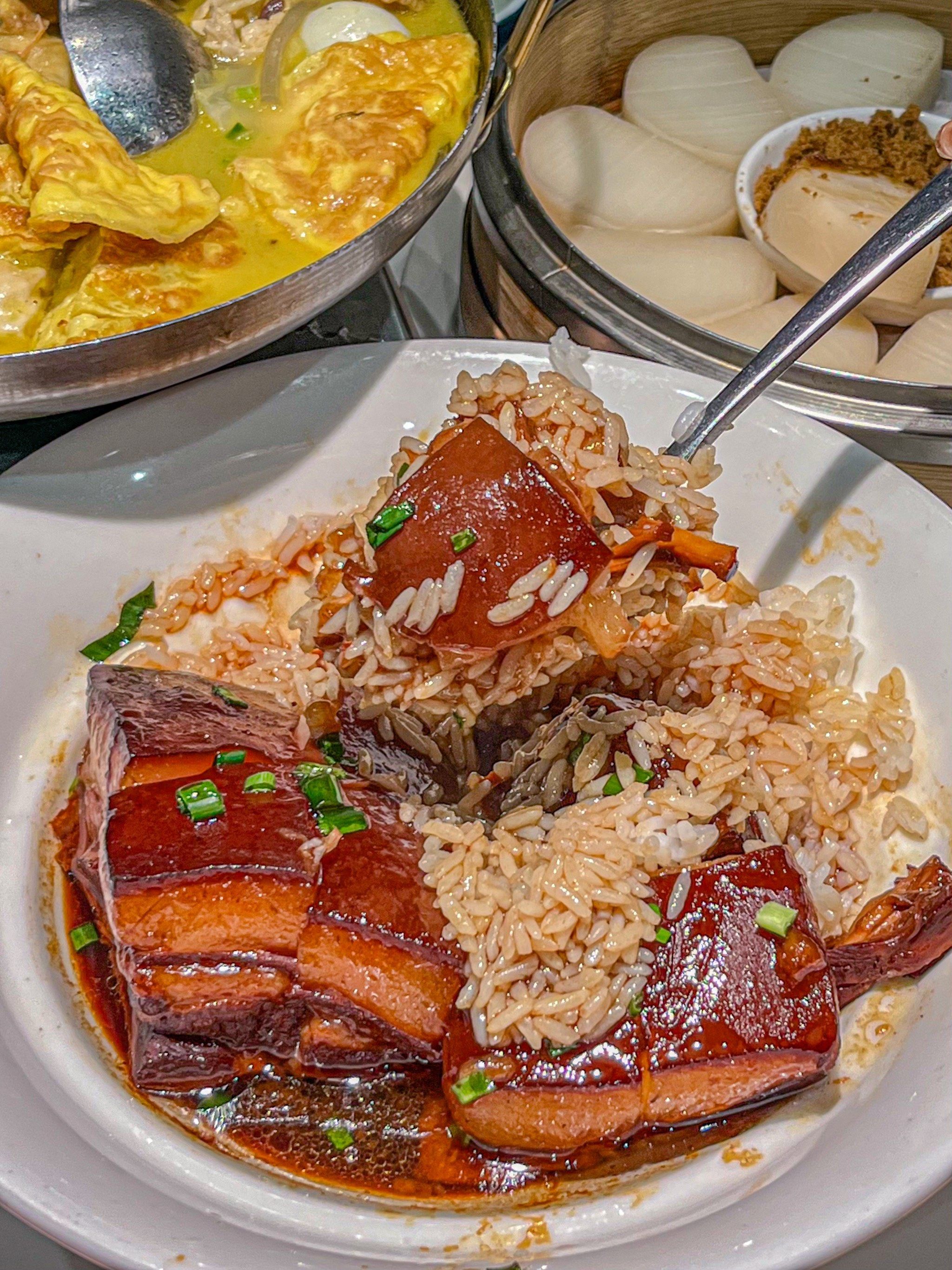 没有预制菜,吃的就是一个地道👍

✔️勾魂东坡肉
看这