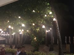 -Cha Cha's Beach Cafe