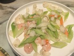 -梁家大院•农家菜(昆山会展中心店)