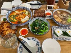 -峇峇娘马来西亚餐厅(望京SOHO店)