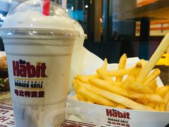 -The Habit Burger Grill 哈比特汉堡(爱琴海店)