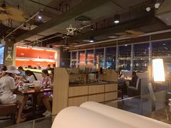 大堂-大头虾越式风味餐厅(光明广场店)