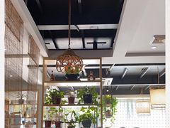 -魏铭鱼头捞饭(晋阳路店)