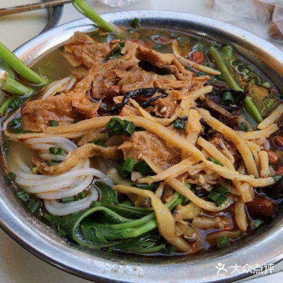 元姐螺蛳粉(兴怡园总店)