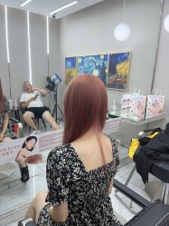 -朗峰专业美发沙龙