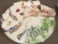 鲜潭蒸汽石锅江团鱼-鲜潭蒸汽石锅鱼(五道口购物中心店)