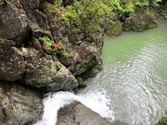 -百丈飞瀑