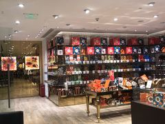 零售区-VENCHI 闻绮(北京国贸商城店)