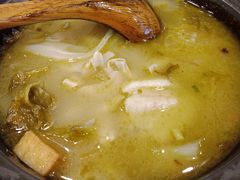 -周鱼小馆石锅酸菜鱼(活力汇店)