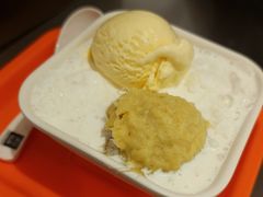 榴莲忘返-满记甜品(静安大悦城店)