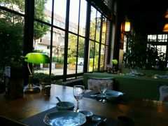 靠窗位-梧桐花园餐厅(新城店)