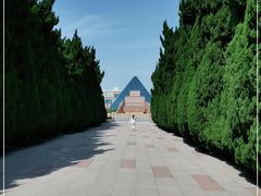 -上海市龙华烈士陵园