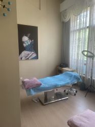 -百秀名媛纹绣美学护肤中心