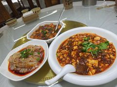 -华光驿站私房菜·黑金冠