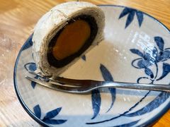 手工芝麻蛋黄酥-竹里馆·淮扬菜·功夫茶(老门东店)