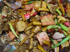 干锅牛蛙-馋嘴蛙火锅