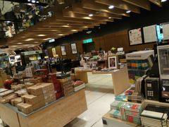 -诚品(信义店)