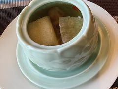 竹笙蛋炖土鸡汤-贵阳万丽酒店·新满福楼餐厅