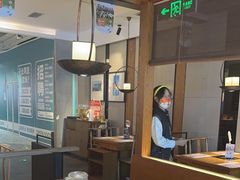 -呷哺呷哺(凯旋广场店)