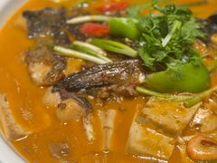 招牌鱼头泡饭-明丰小渔馆(明月路店)