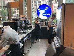 -瑞幸咖啡(南昌国际金融中心店)