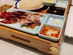 精品烤鸭-九头鹰家宴(岳家嘴店)
