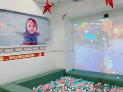 -龙格亲子游泳·水育早教运动中心(绿宝中心)
