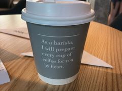 红茶拿铁-GOTLOT COFFEE&KITCHEN角落厨房NOOK店
