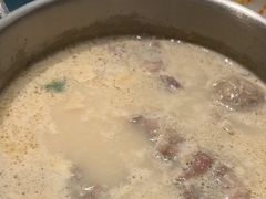 -红鼎豆捞·非遗鲍皇汤火锅(宝丰路店)