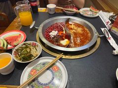 -沸炉重庆老火锅(军事博物馆店)