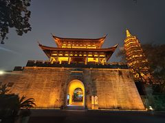 -万佛塔