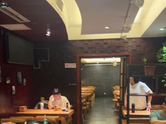 -万记麻辣烫国展总店