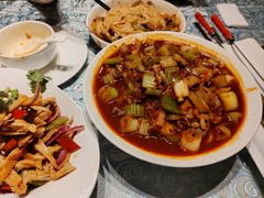 -巴扎美食·新疆菜·西域歌舞表演餐厅(新疆大厦店)