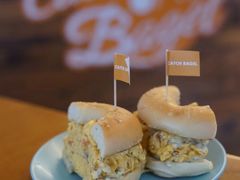 -Catch Bagel(芳草地店)
