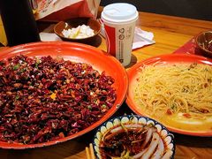 -先启半步颠·川菜小炒