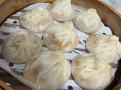 招牌蟹膏小笼包-馋三尺蟹粉小笼(人民广场店)