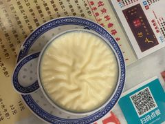 -广信牛奶甜品世家(台东店)
