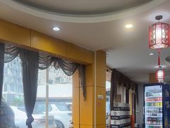-濠轩阁特色生蚝火锅(水湾路店)
