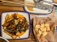 -云阿蛮云南生烫牛肉米线(奉贤路店)