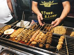 -小魏哥果仁烤面筋