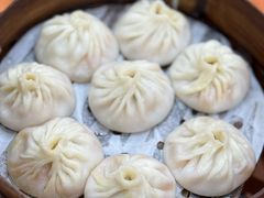 -莱莱小笼·乔艾