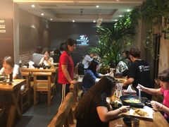 大堂-万记麻辣烫国展总店