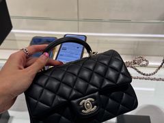 -CHANEL(恒隆广场店)