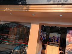 门面-蒙自源米线大王(昆明站店)